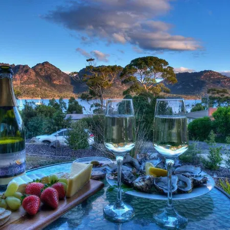 Freycinet Stone Studio 3 - Feldspar Coles Bay Exterior photo