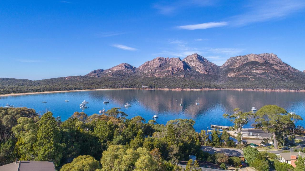 Freycinet Stone 3 - Feldspar Villa Coles Bay